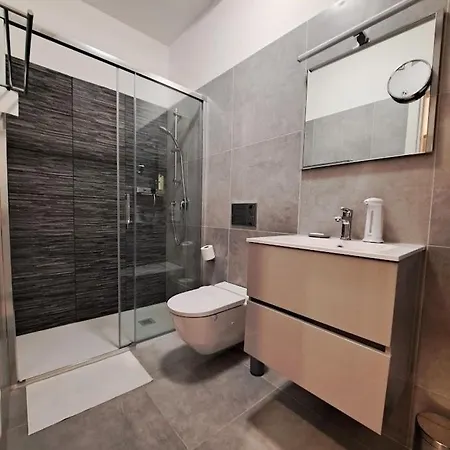 Lägenhet Casa Di Gerda Trieste